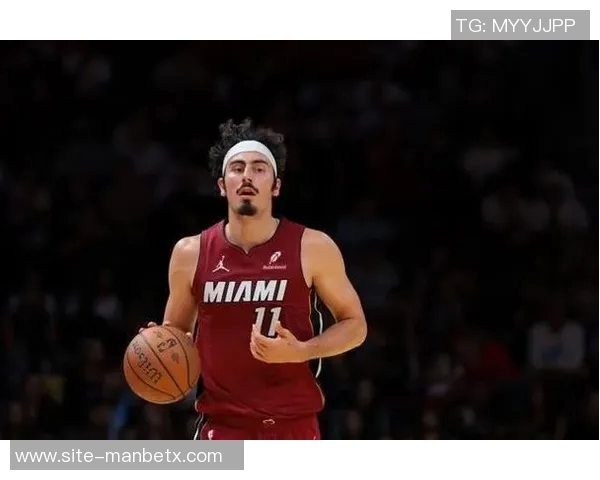 热火对阵公牛哈克斯缺席两场后有望复出场均162分状态回暖